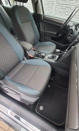 Volkswagen Golf cena 43900 przebieg: 256400, rok produkcji 2018 z Kutno małe 137